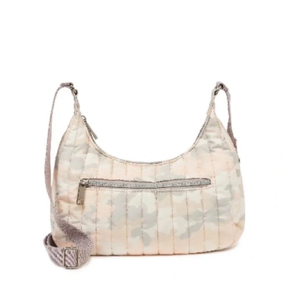 Women’s Camo Handbag - Picture 2 of 2